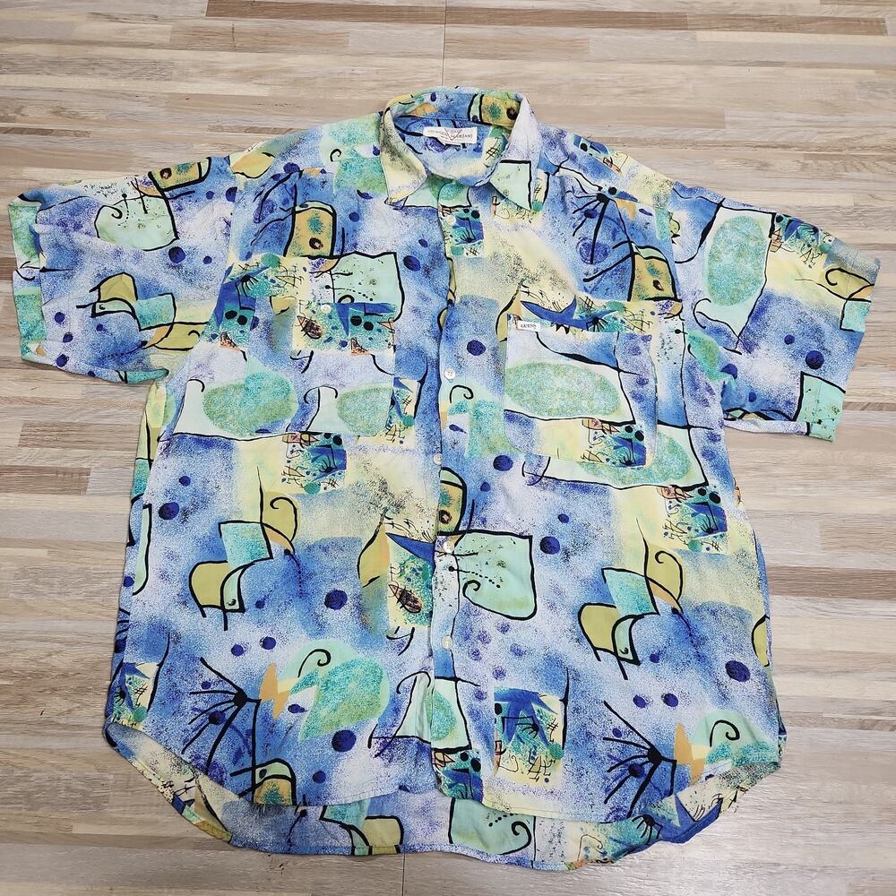 Vintage GUESS USA Georges Marciano Abstract Rayon Short Sleeve Sz M, Made In USA